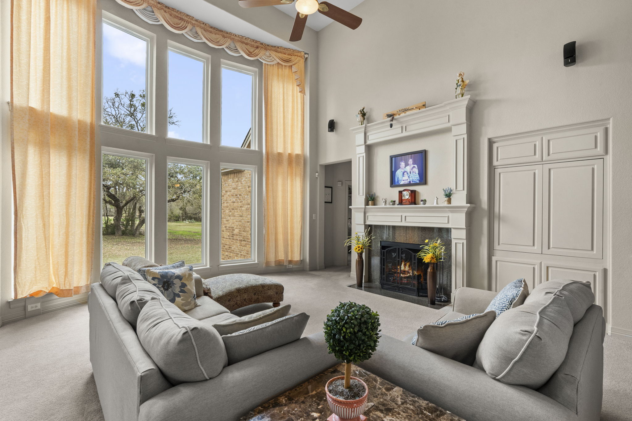 239 Whitney Run Buda, TX 78610 - Photo 10 of 40