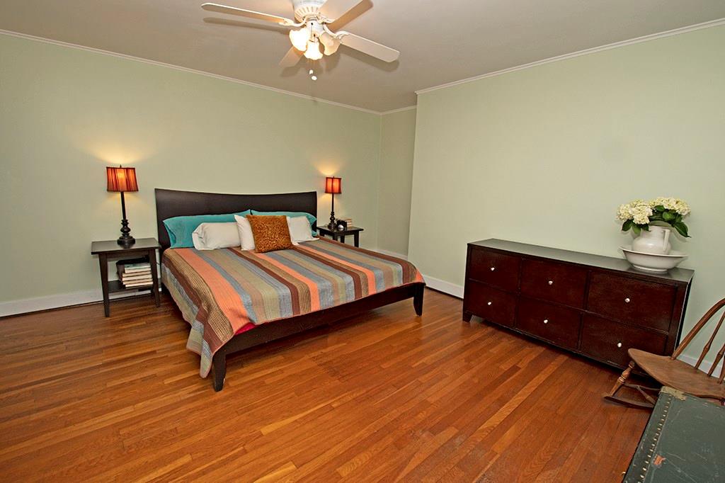 5645 Library Road Bethel Park, PA 15102 - Photo 18 of 22 Gallery Image 18