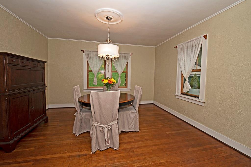 5645 Library Road Bethel Park, PA 15102 - Photo 10 of 22 Gallery Image 10