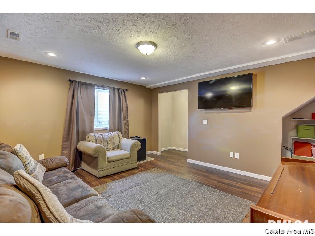 2816 Tanner Road Springfield, IL 62702 - Photo 28 of 36