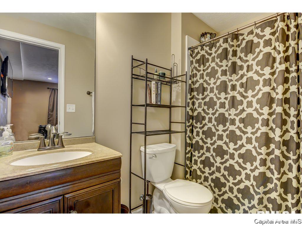 2816 Tanner Road Springfield, IL 62702 - Photo 31 of 36