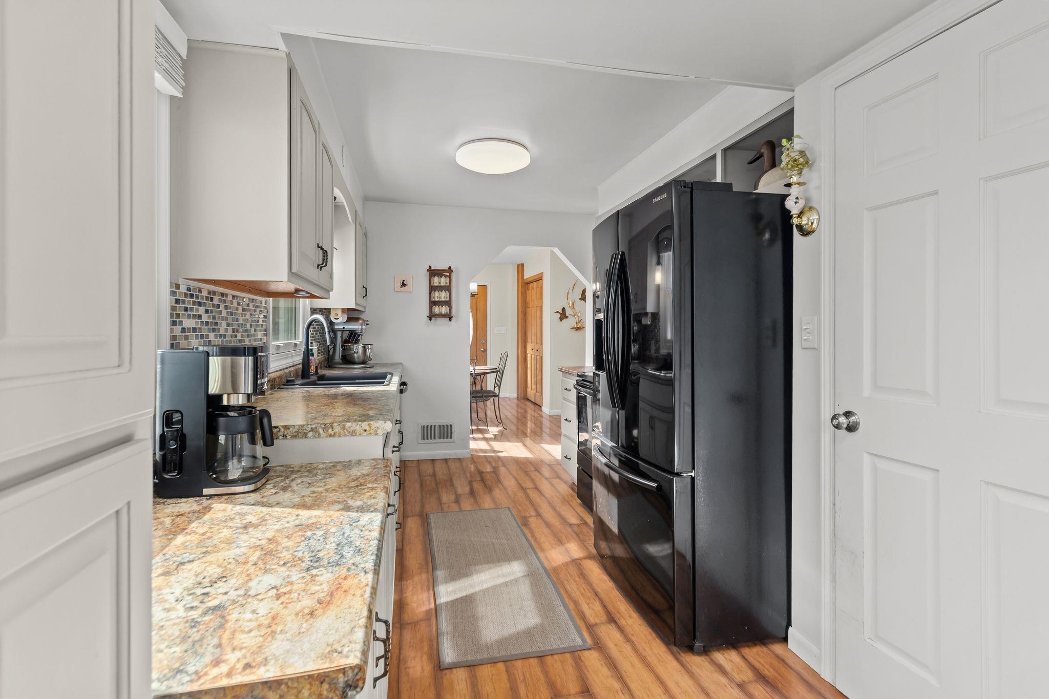 1018 East Frances Street Appleton, WI 54911 - Photo 18 of 40 Gallery Image 18