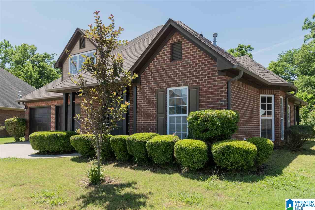 333 Creekside Lane Pelham, AL 35124 - Photo 3 of 50
