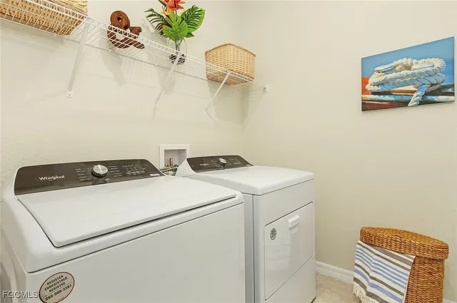 $2,300 | 2623 Northwest 4th Place, Cape Coral, FL 33993