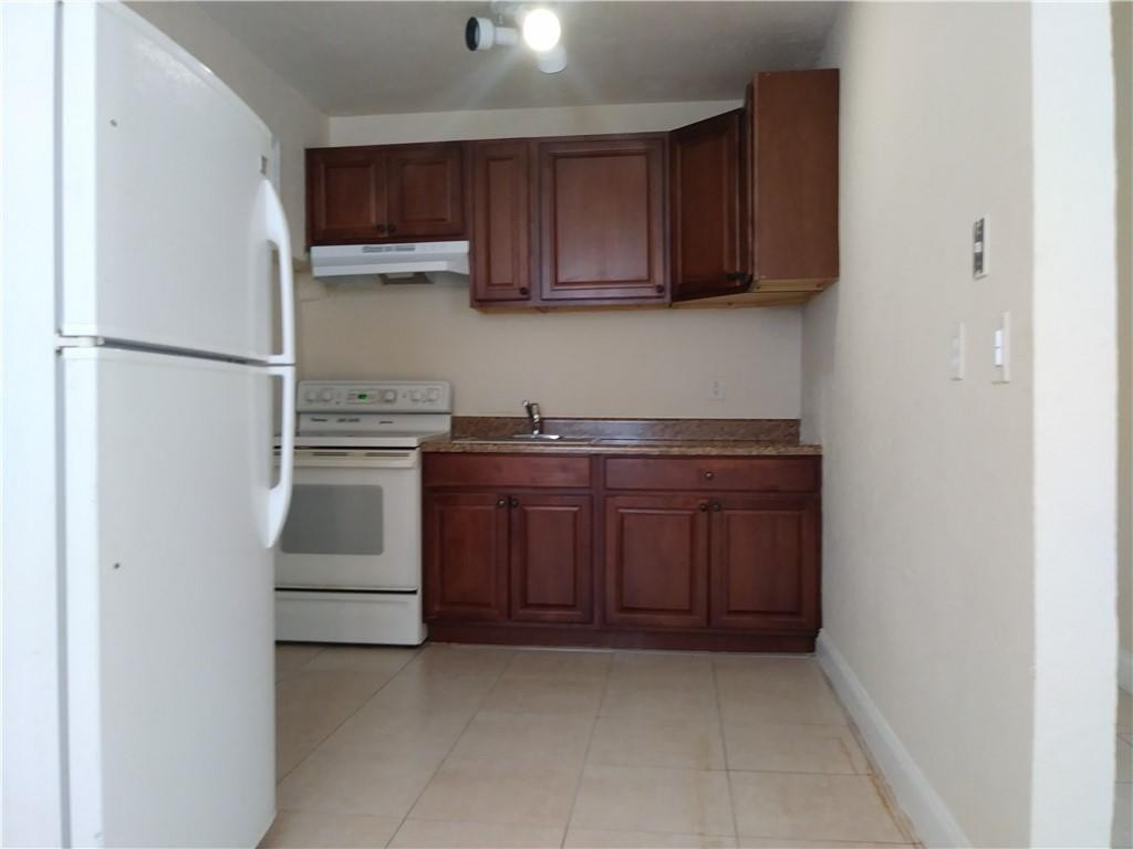 1660 West 9th Street Riviera Beach, FL 33404 - Photo 10 of 20 Photo 10