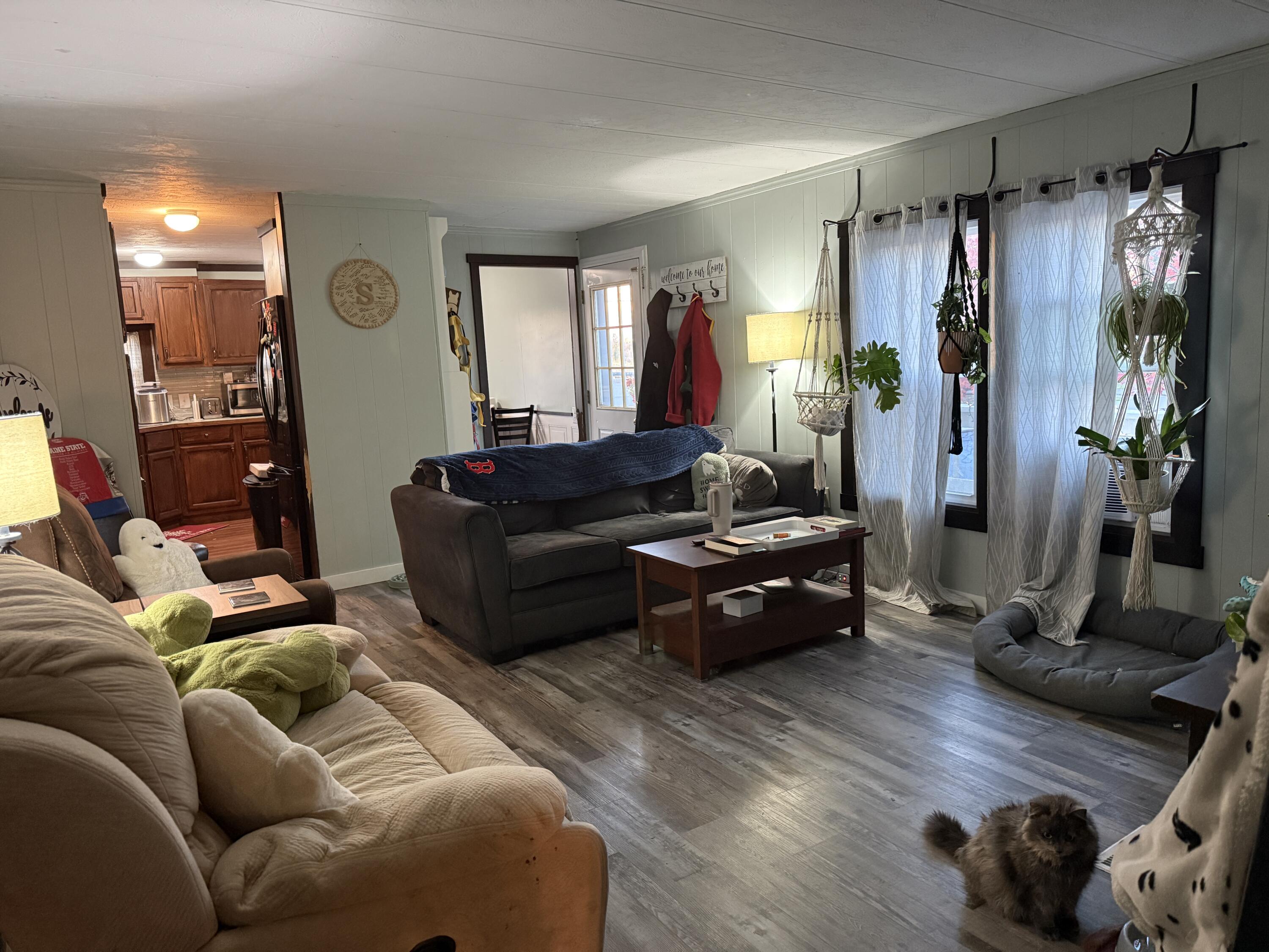 18 B Street Bangor, ME 04401 - Photo 14 of 29 IMG_7866