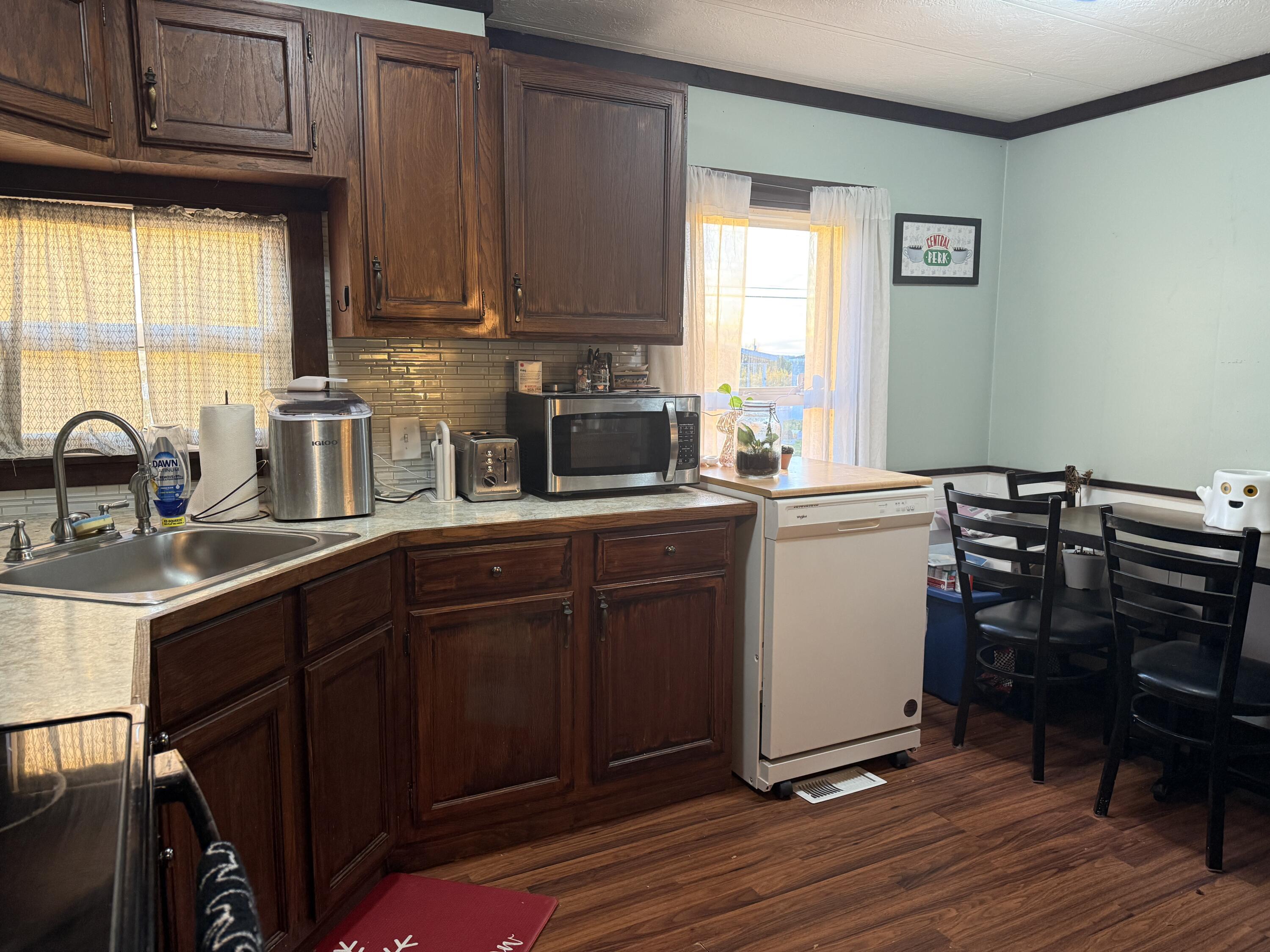 18 B Street Bangor, ME 04401 - Photo 5 of 29 IMG_7848