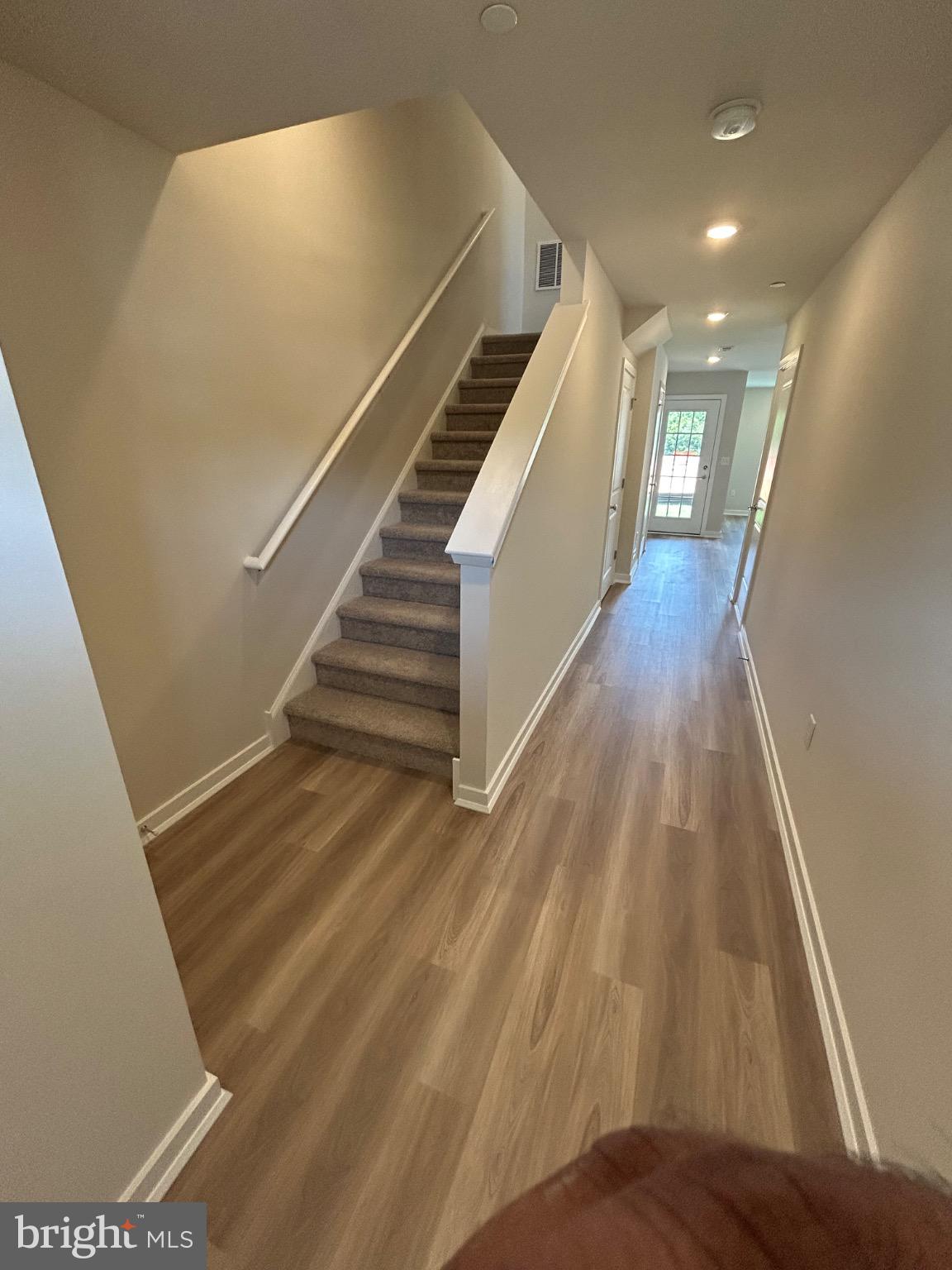 28 Barnes Way Sicklerville, NJ 08081 - Photo 2 of 40 a view of entryway