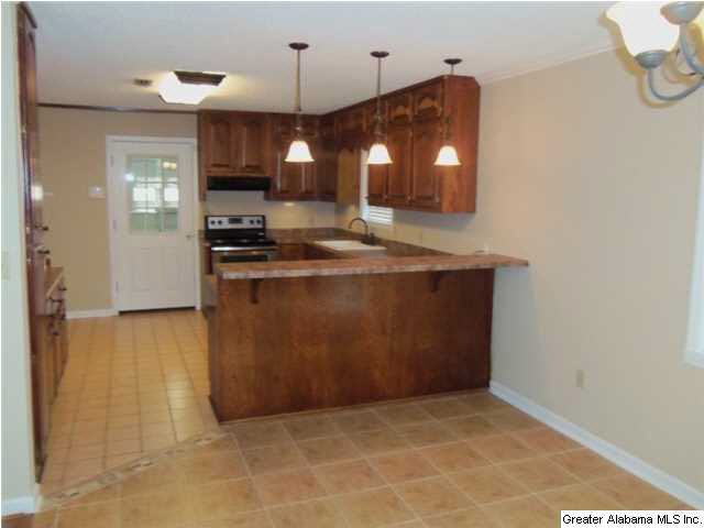 2024 Winchester Road Anniston, AL 36201 - Photo 9 of 21