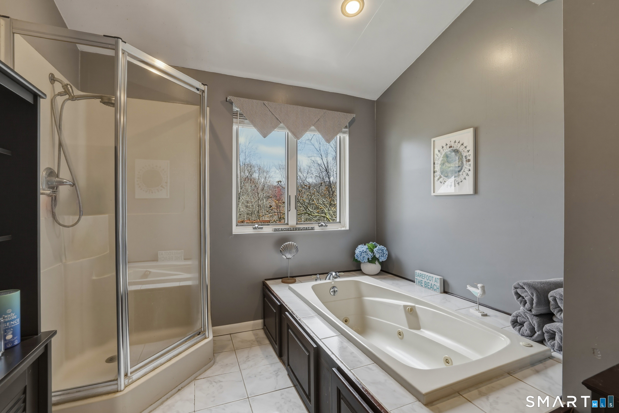 21 Weymouth Road Enfield, CT 06082 - Photo 23 of 42