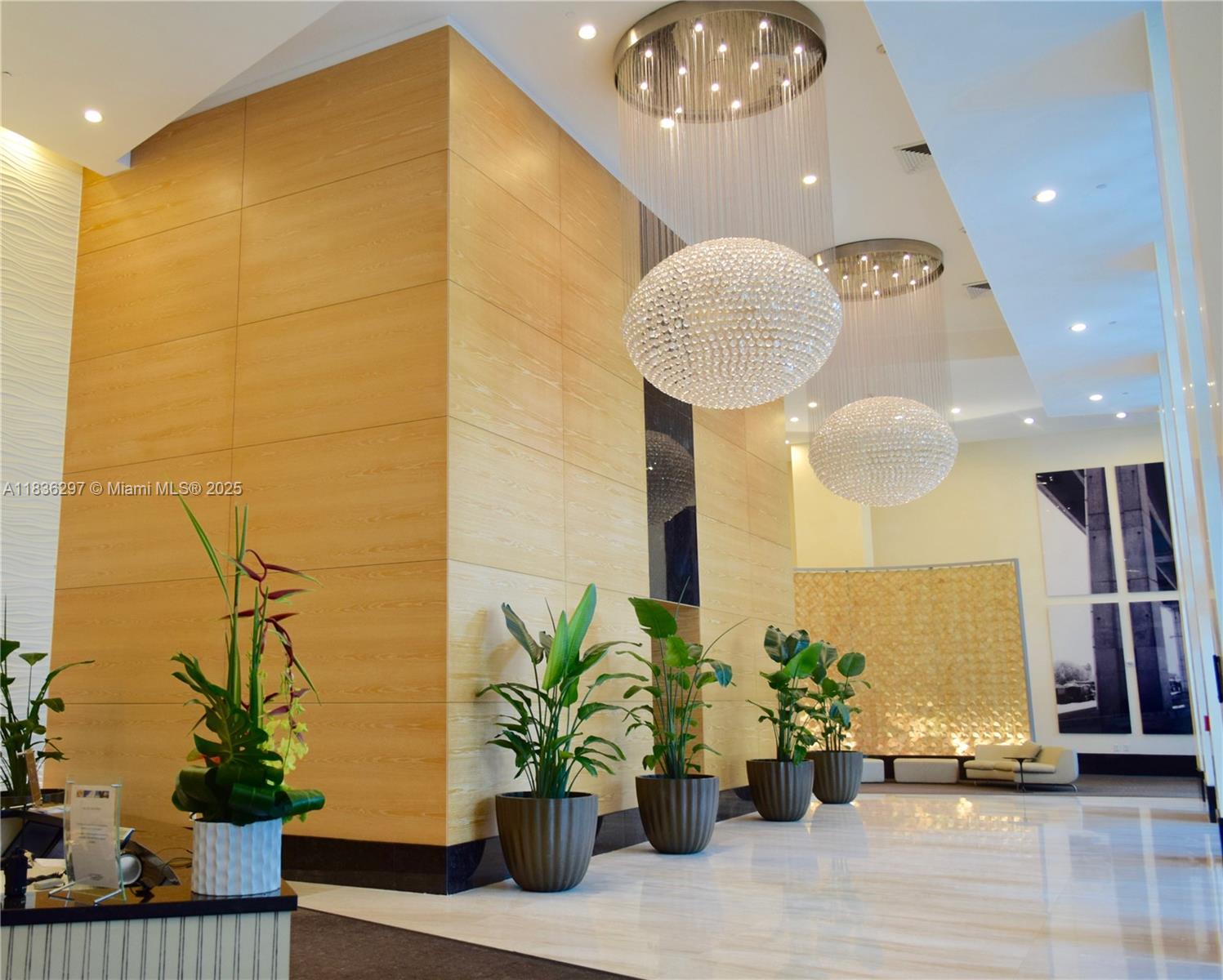 Brickell Miami, FL 33131 - Photo 13 of 17 a bathroom with a potted plant