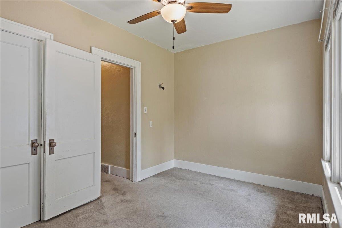 2333 Yale Boulevard Springfield, IL 62703 - Photo 20 of 34