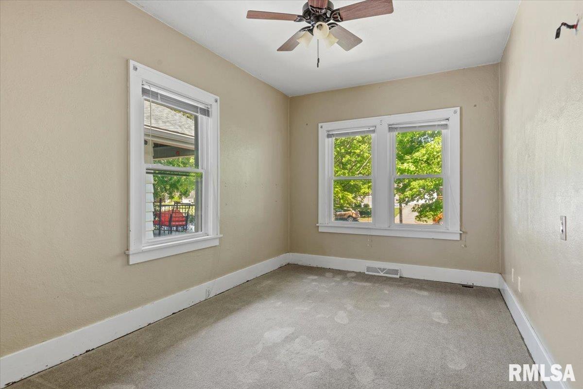 2333 Yale Boulevard Springfield, IL 62703 - Photo 22 of 34