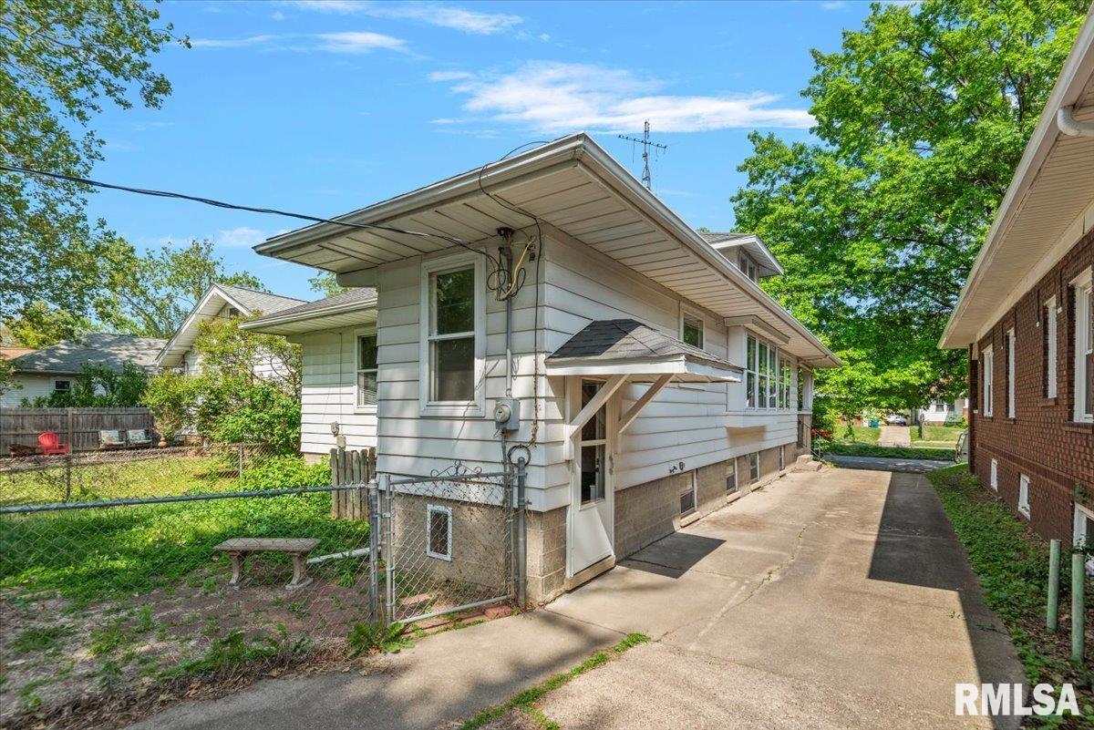 2333 Yale Boulevard Springfield, IL 62703 - Photo 31 of 34