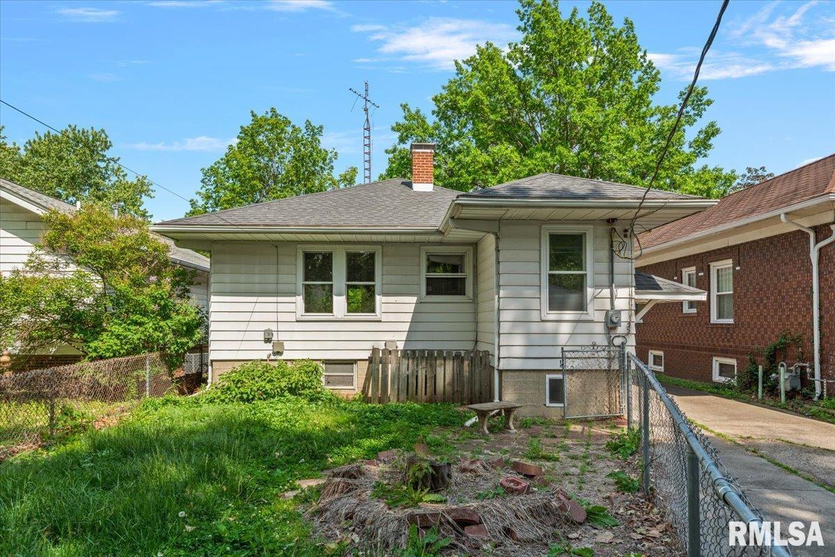 2333 Yale Boulevard Springfield, IL 62703 - Photo 32 of 34