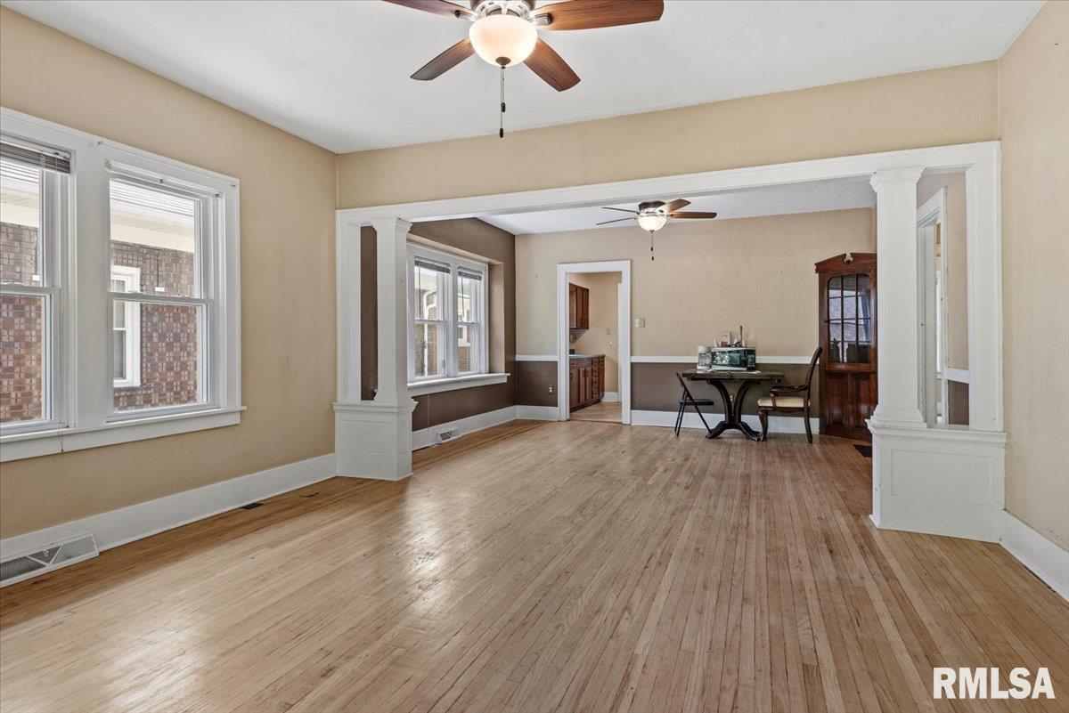 2333 Yale Boulevard Springfield, IL 62703 - Photo 5 of 34