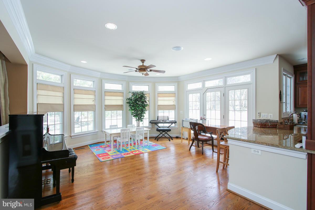 9602 Atwood Road Vienna, VA 22182 - Photo 10 of 30 View