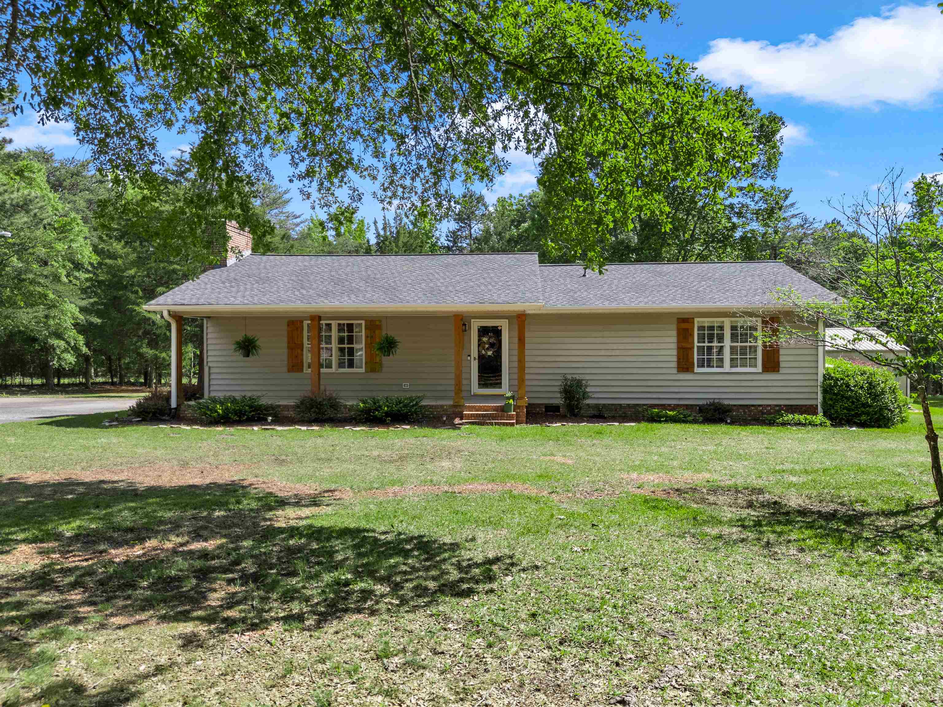 129 State Rd S-42-4362 Roebuck, SC 29376 - Photo 5 of 50