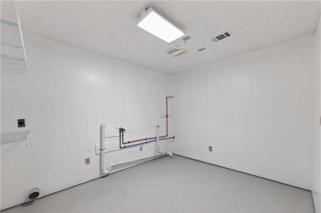 4490 Dallas Street Acworth, GA 30101 - Photo 29 of 64
