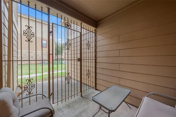$224,900 | 2410 South 2nd Street, Unit 205, Waco, TX 76706