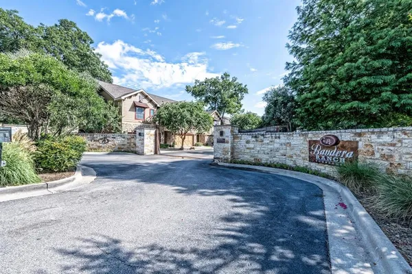 $224,900 | 2410 South 2nd Street, Unit 205, Waco, TX 76706