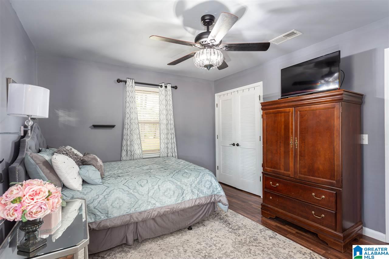205 20th Street Northeast Oneonta, AL 35121 - Photo 24 of 36