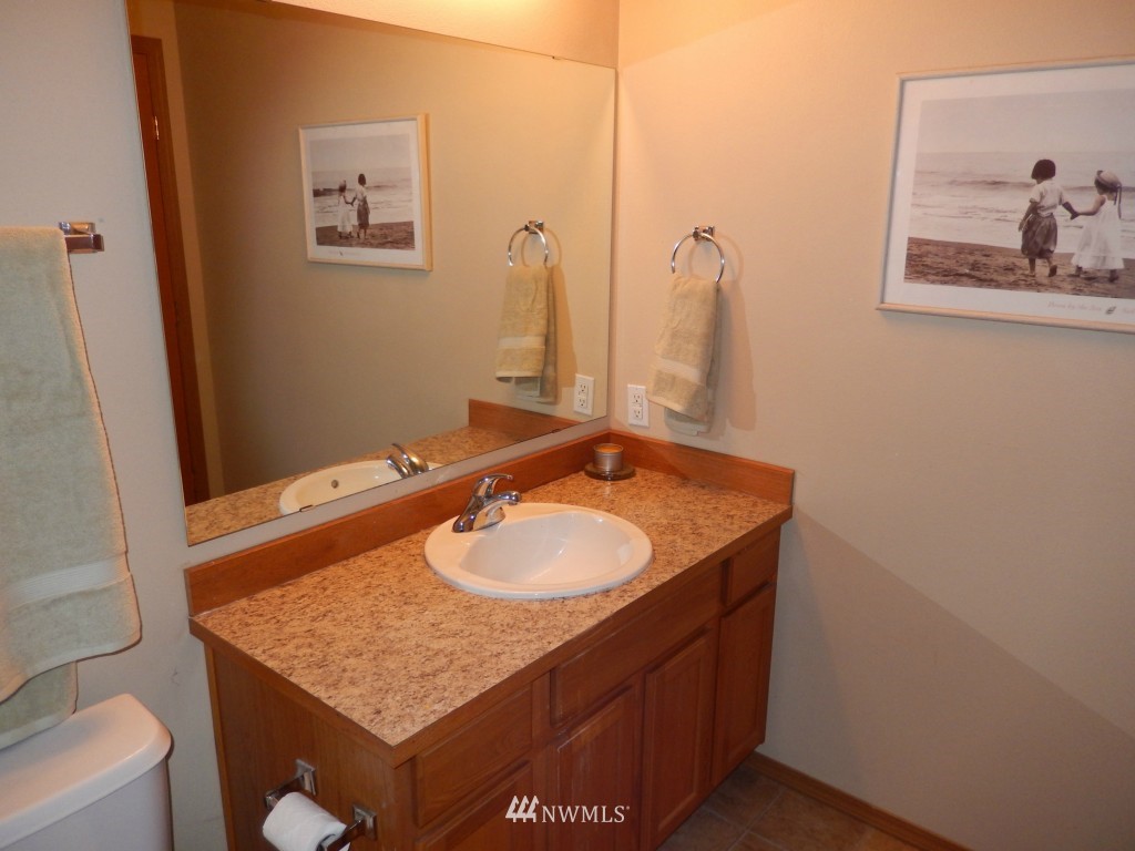 18015 Erickson Road Southwest Longbranch, WA 98351 - Photo 9 of 23