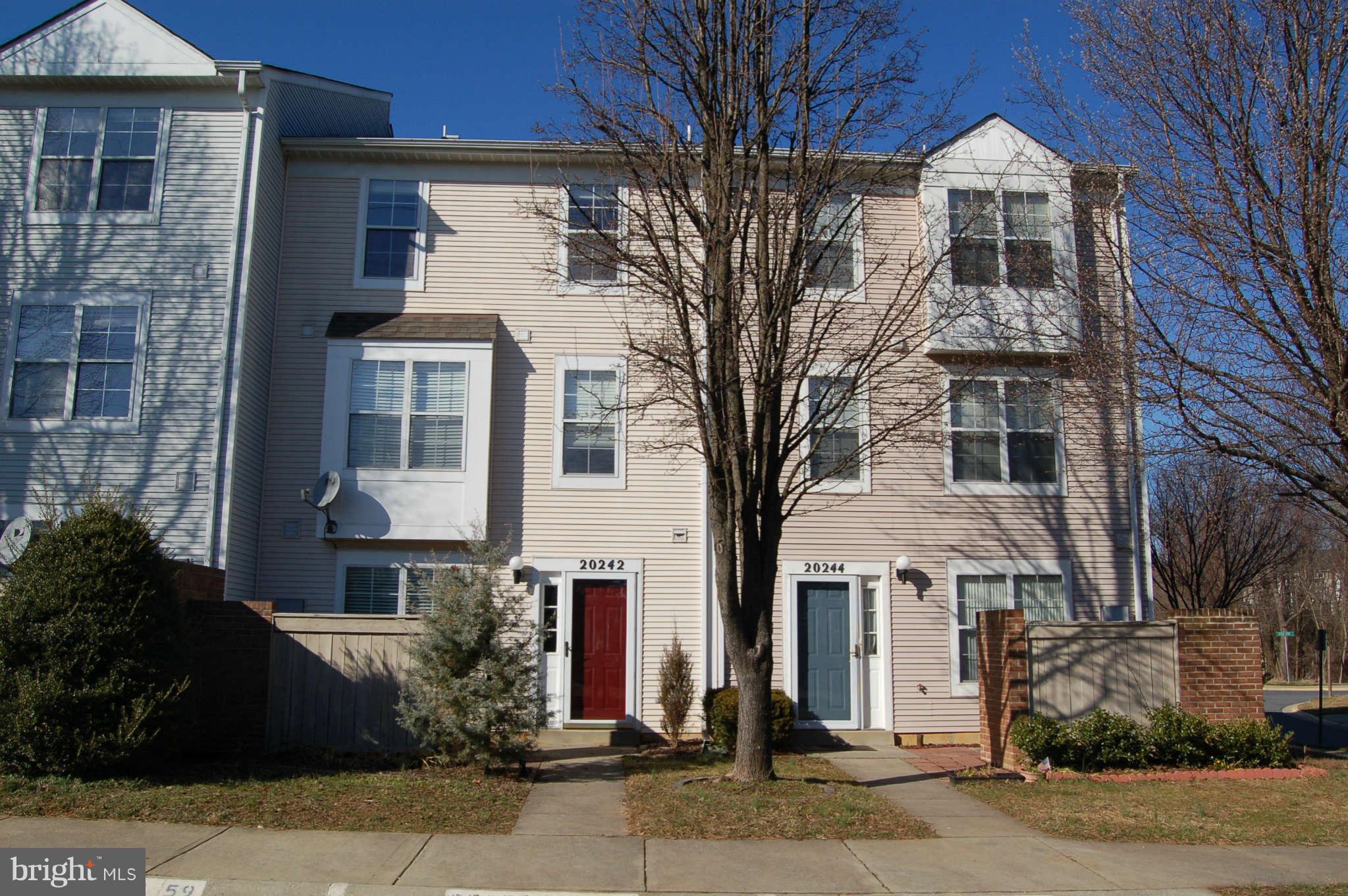 20242 Harbor Tree Road Gaithersburg, MD 20886 - Photo 1 of 26 Exterior (General)
