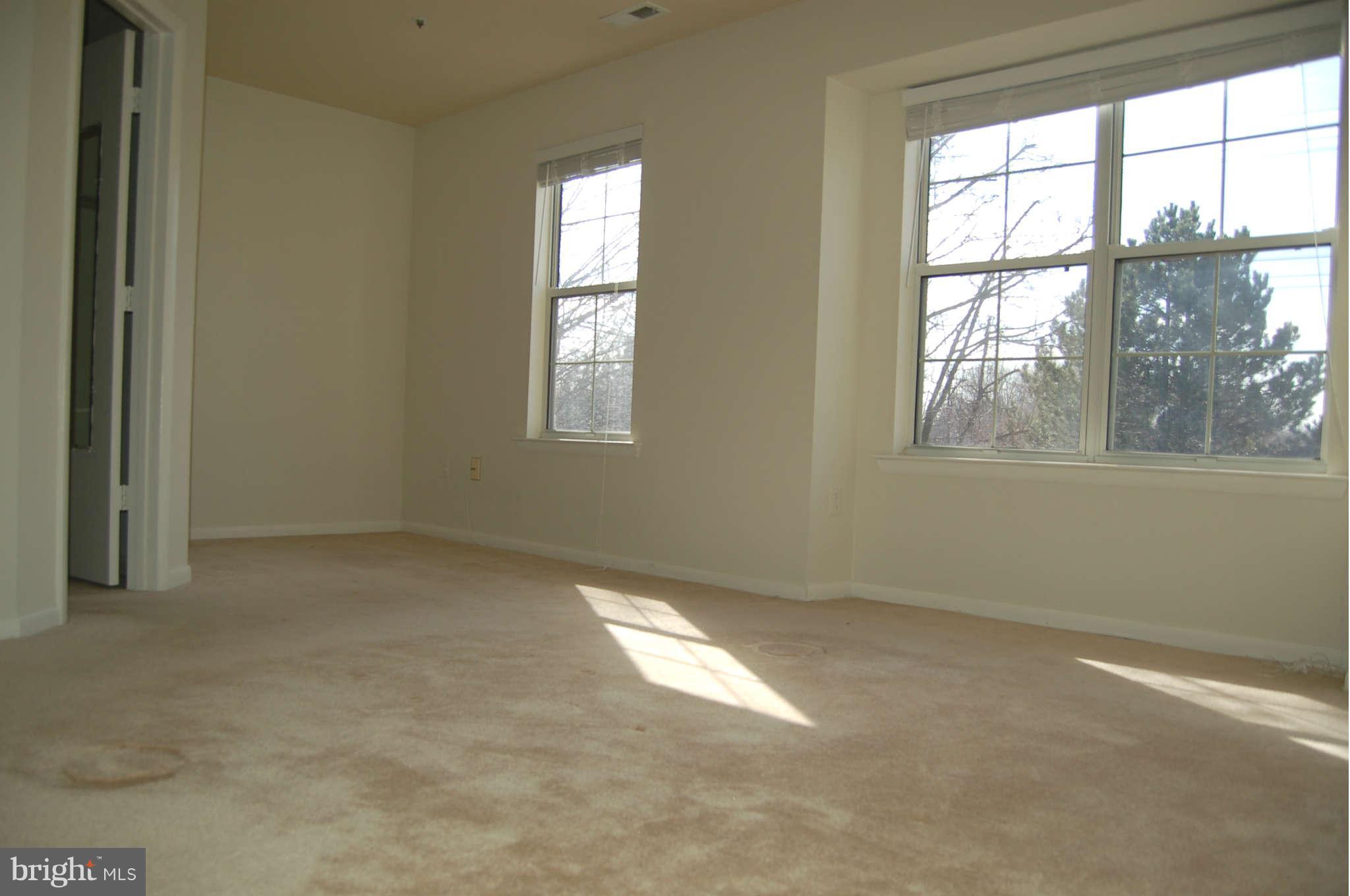 20242 Harbor Tree Road Gaithersburg, MD 20886 - Photo 11 of 26 Bedroom (Master)