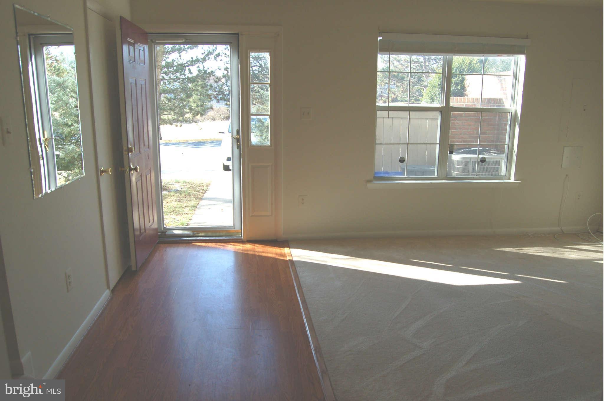 20242 Harbor Tree Road Gaithersburg, MD 20886 - Photo 8 of 26 Family Room