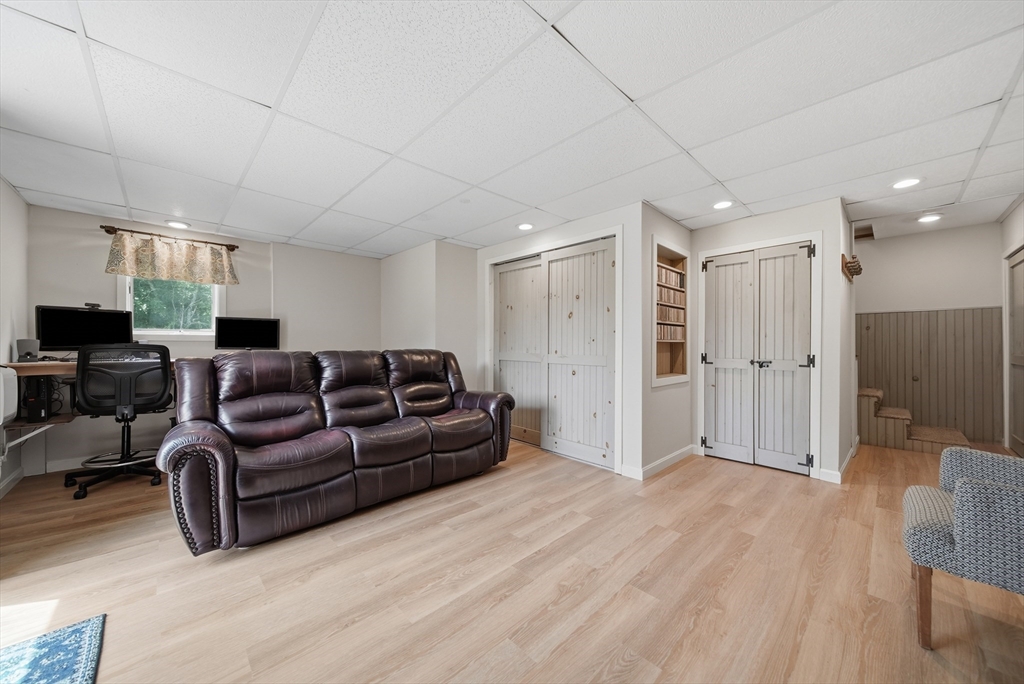1394 Main Street Lancaster, MA 01523 - Photo 31 of 42
