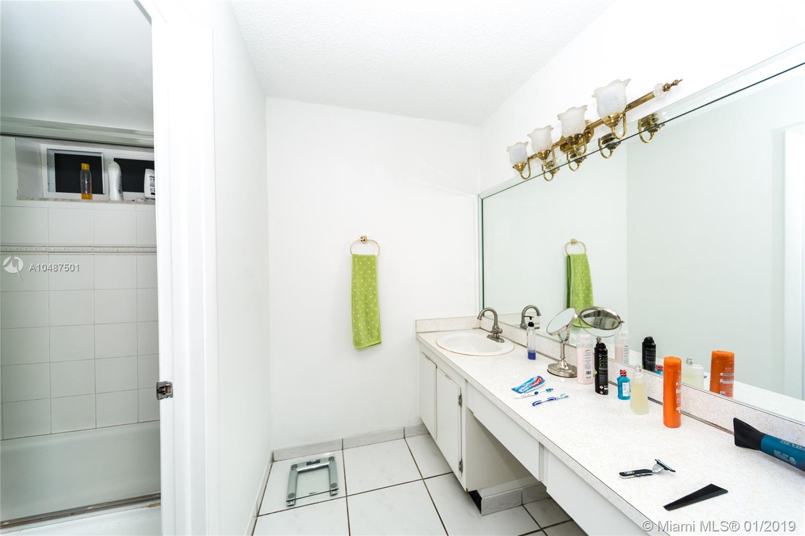 1665 Bay Road, Unit 221 Miami Beach, FL 33139 - Photo 7 of 20