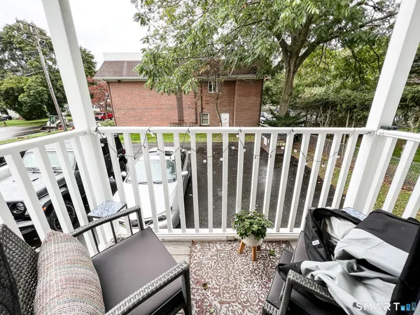 $1,975 | 156 West Main Street, Unit 1, Milford, CT 06460