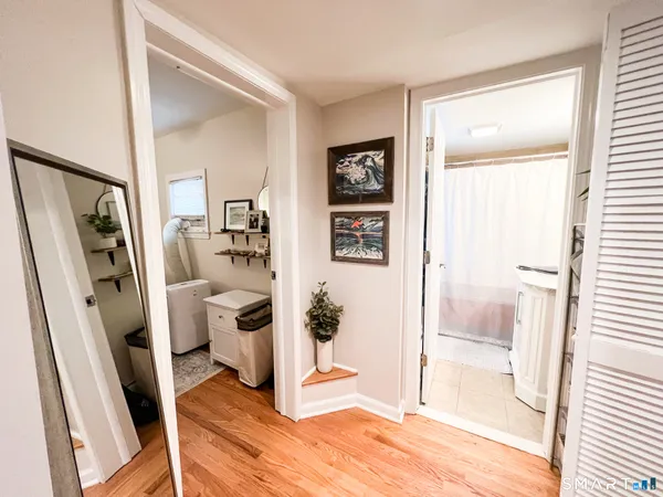 $1,975 | 156 West Main Street, Unit 1, Milford, CT 06460