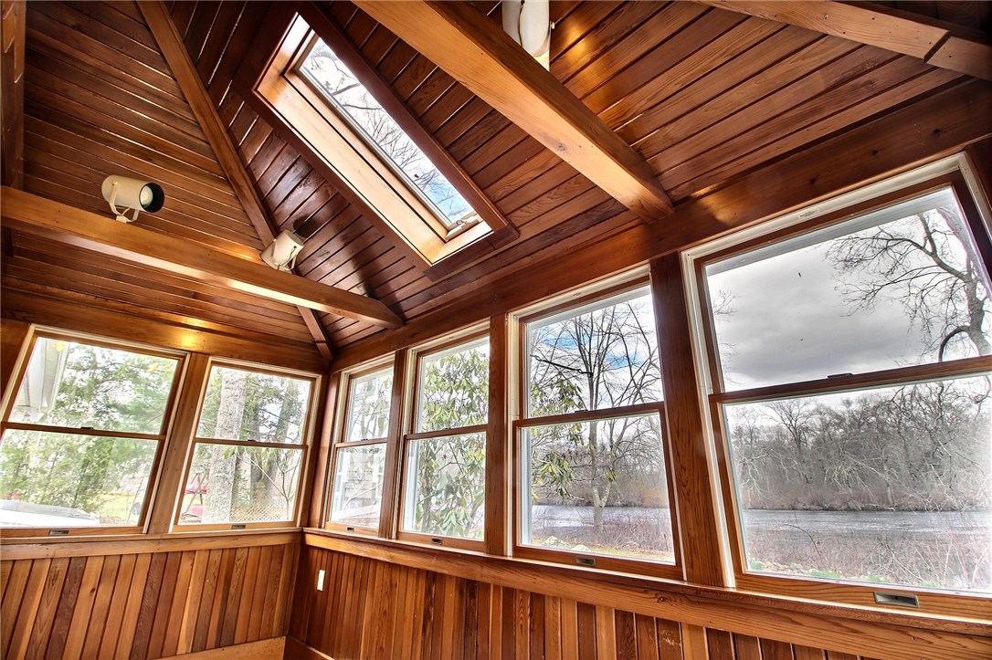 13 Hiscox Road Westerly, RI 02891 - Photo 11 of 34 Gallery Image 11