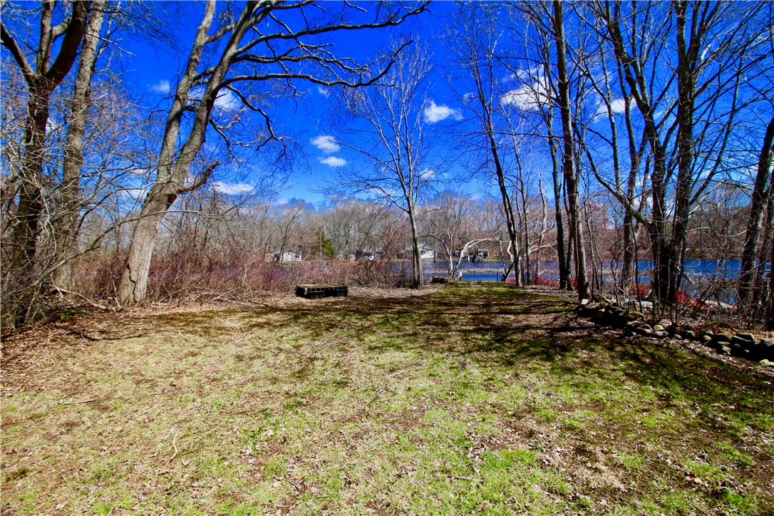 13 Hiscox Road Westerly, RI 02891 - Photo 32 of 34 Gallery Image 32