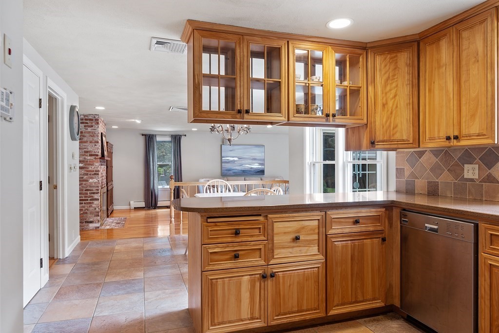 7 Dover Hill Road Topsfield, MA 01983 - Photo 15 of 42