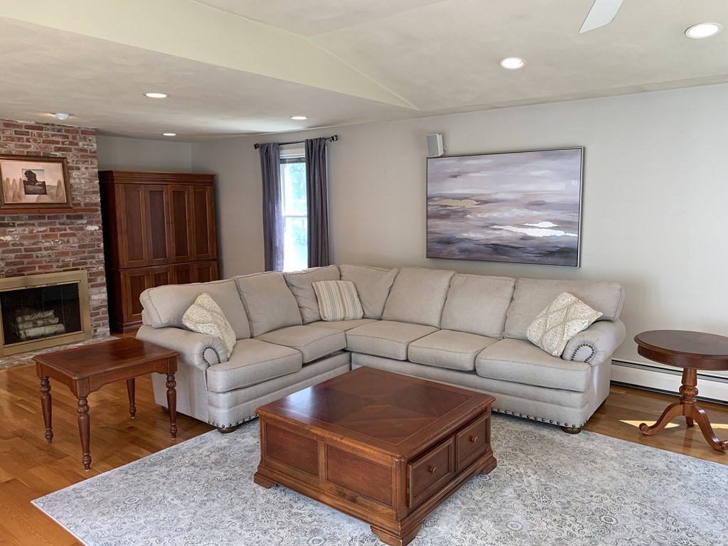 7 Dover Hill Road Topsfield, MA 01983 - Photo 18 of 42