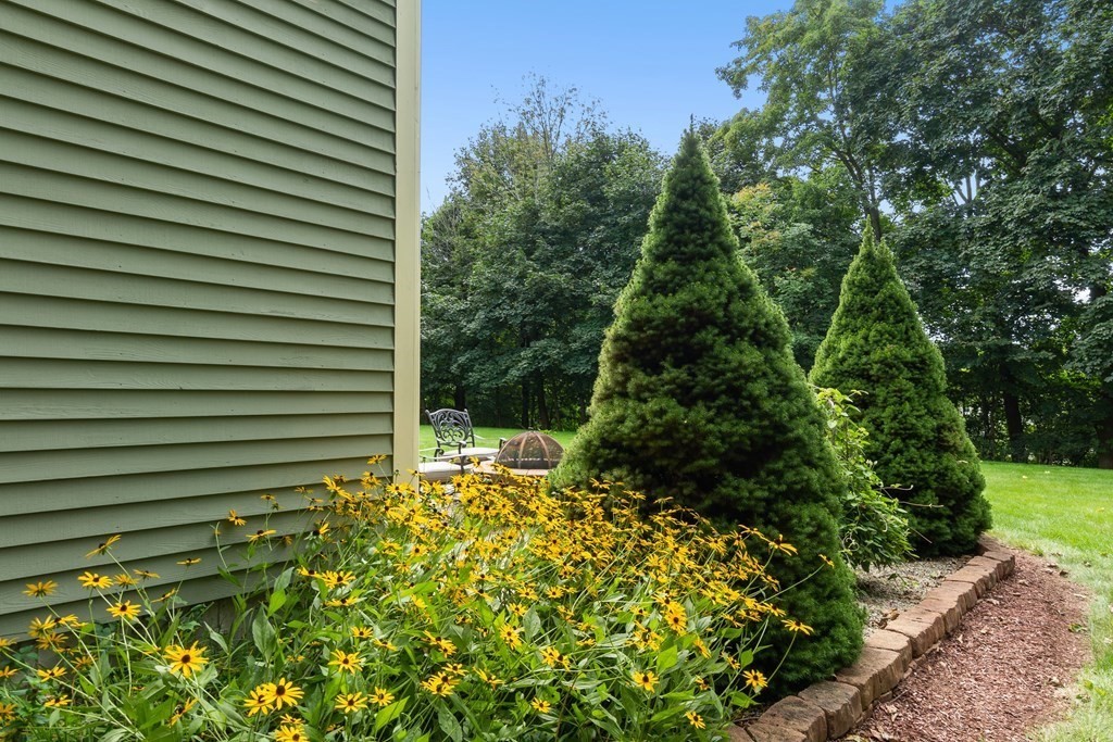 7 Dover Hill Road Topsfield, MA 01983 - Photo 9 of 42