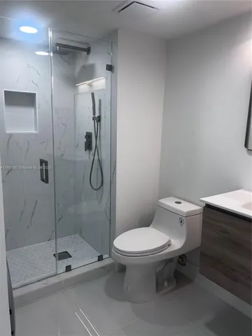 $349,000 | 170 Lakeview Drive, Unit 103, Weston, FL 33326