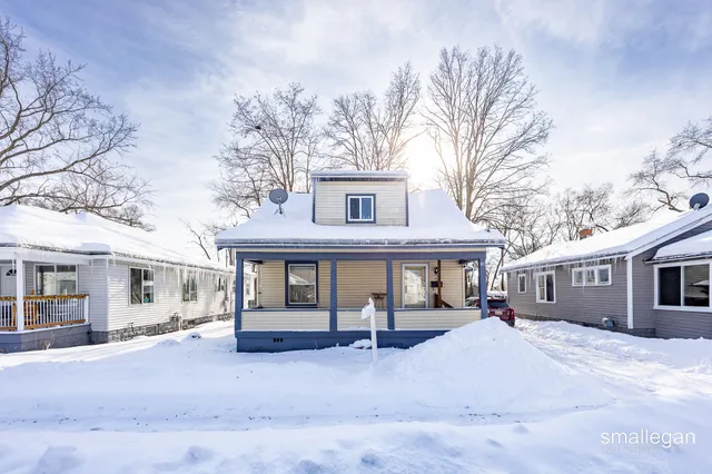 $170,000 | 1085 East Larch Avenue, Muskegon, MI 49442