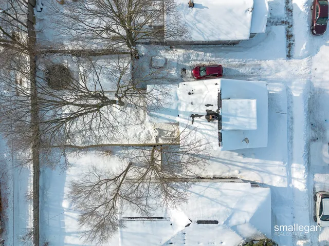 $170,000 | 1085 East Larch Avenue, Muskegon, MI 49442