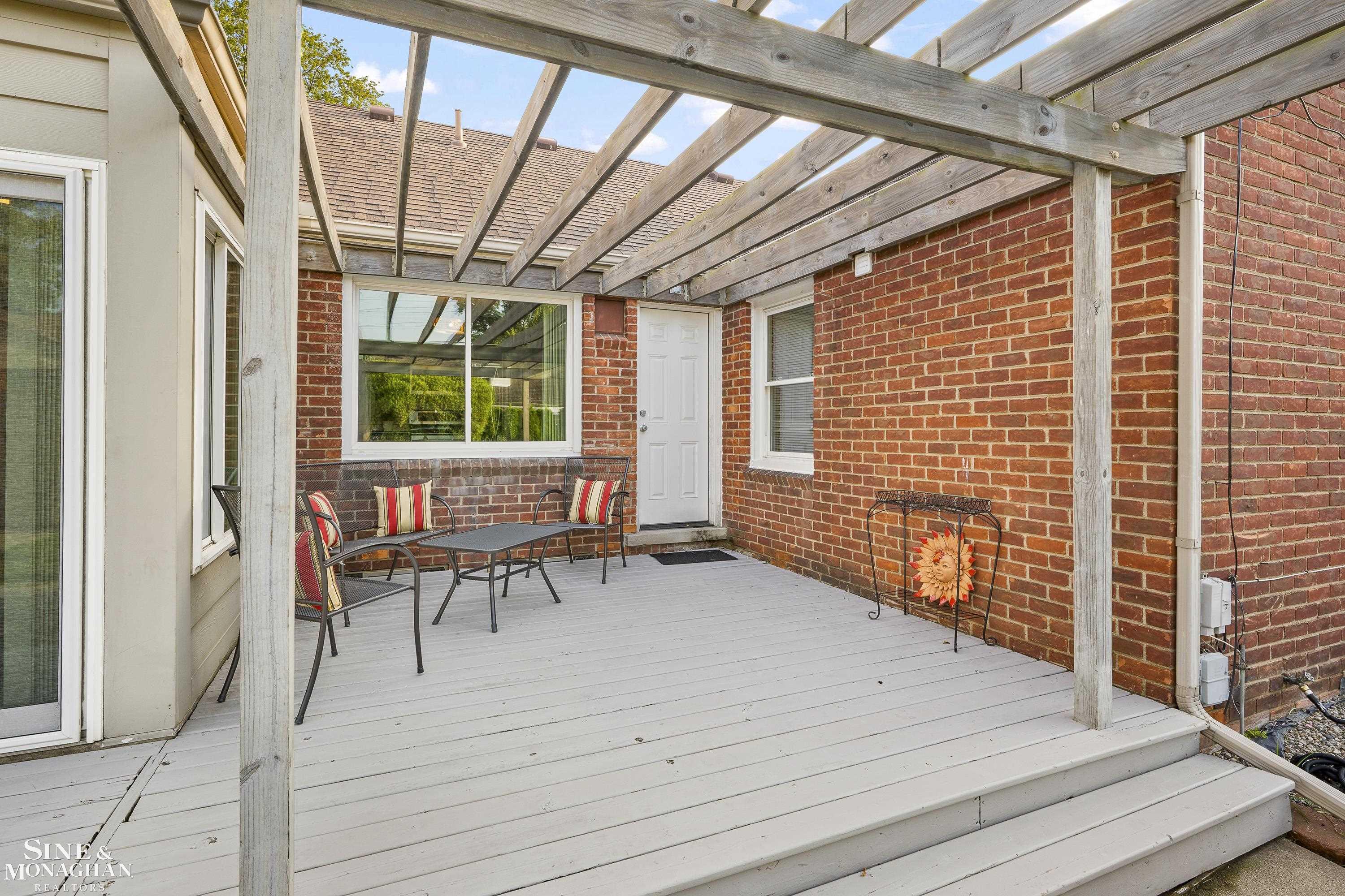 463 Lexington Road Grosse Pointe Farms, MI 48236 - Photo 27 of 38