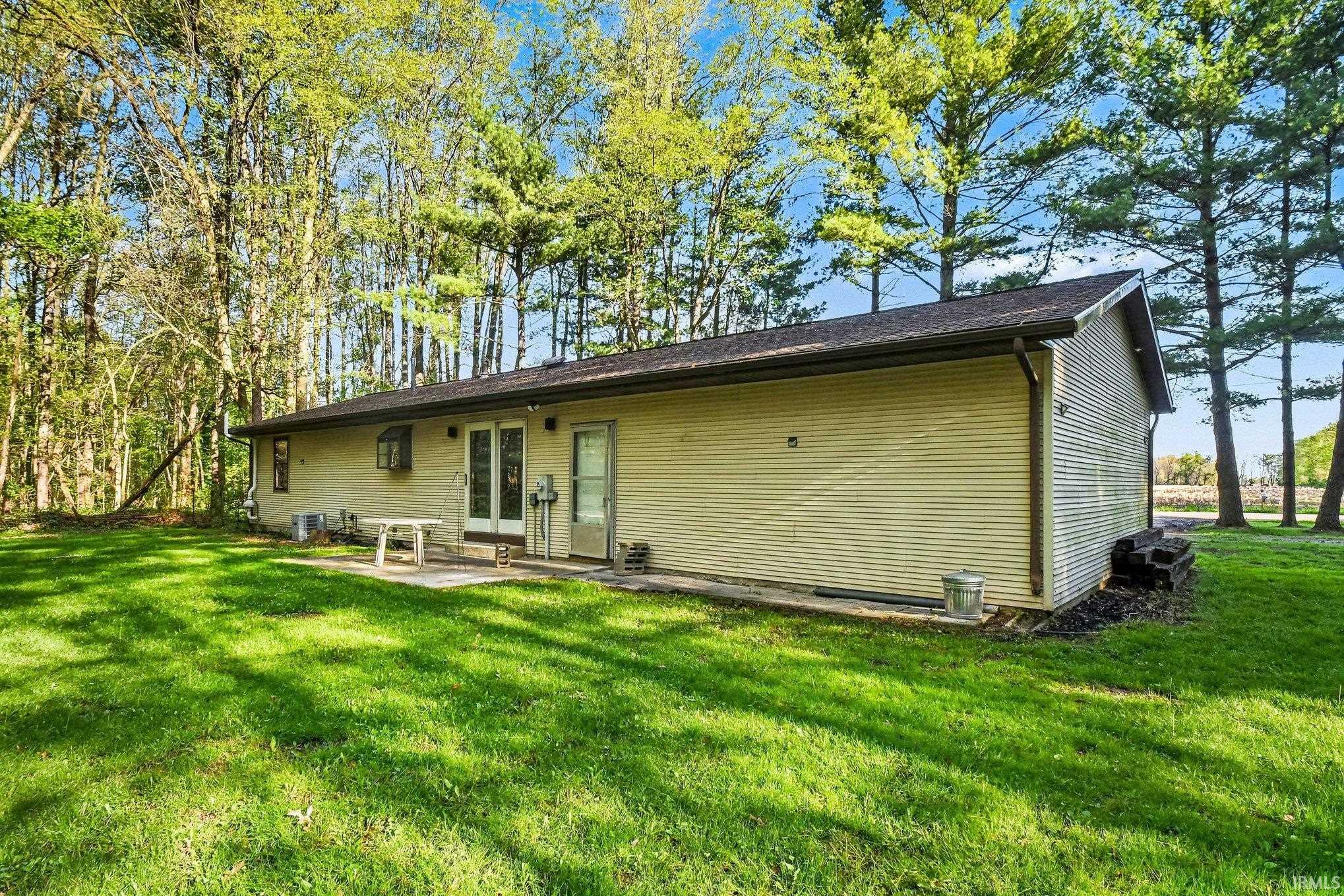 18360 Roosevelt Road South Bend, IN 46614 - Photo 22 of 31 Gallery Image 22