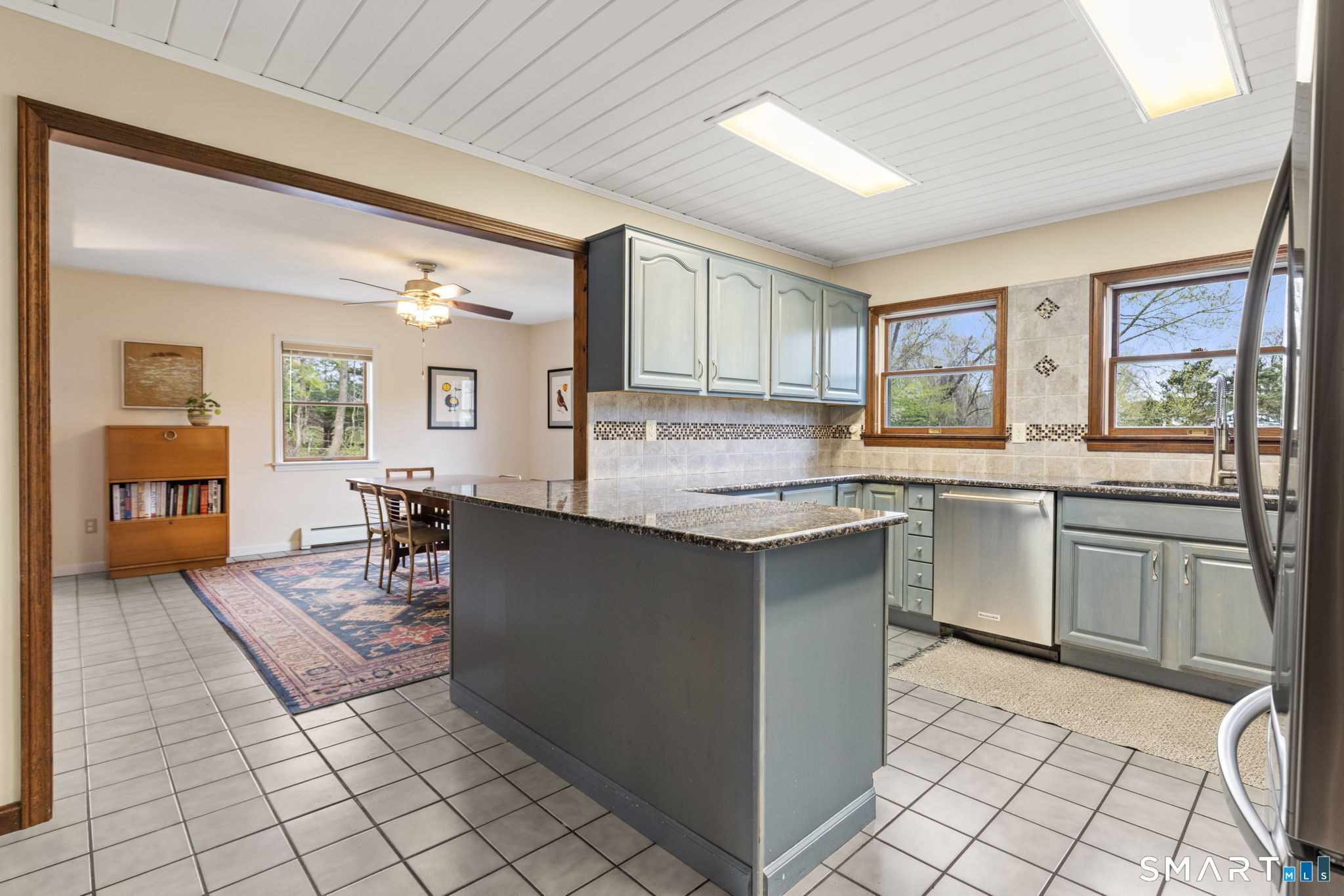 261 Brown Road Brooklyn, CT 06234 - Photo 9 of 40 Eat in kitchen with granite countertops
