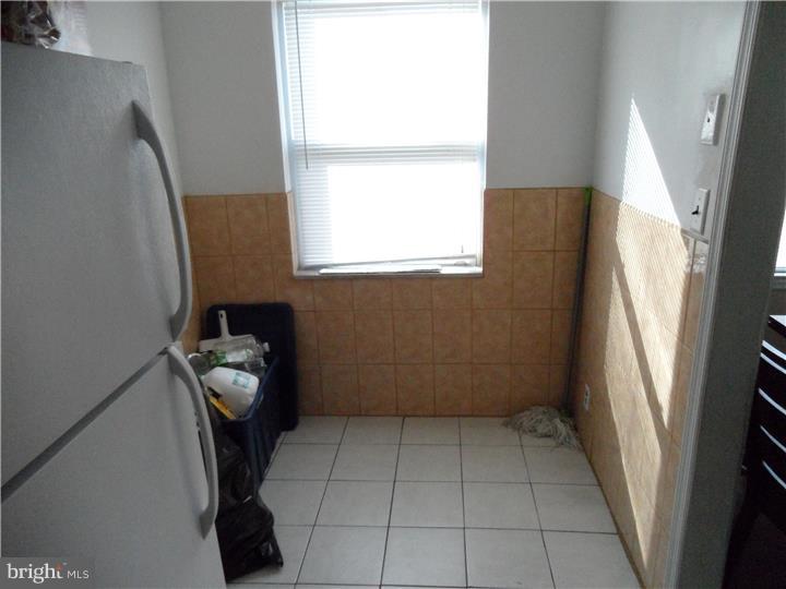 7264 Rutland Street Philadelphia, PA 19149 - Photo 10 of 18 Kitchen