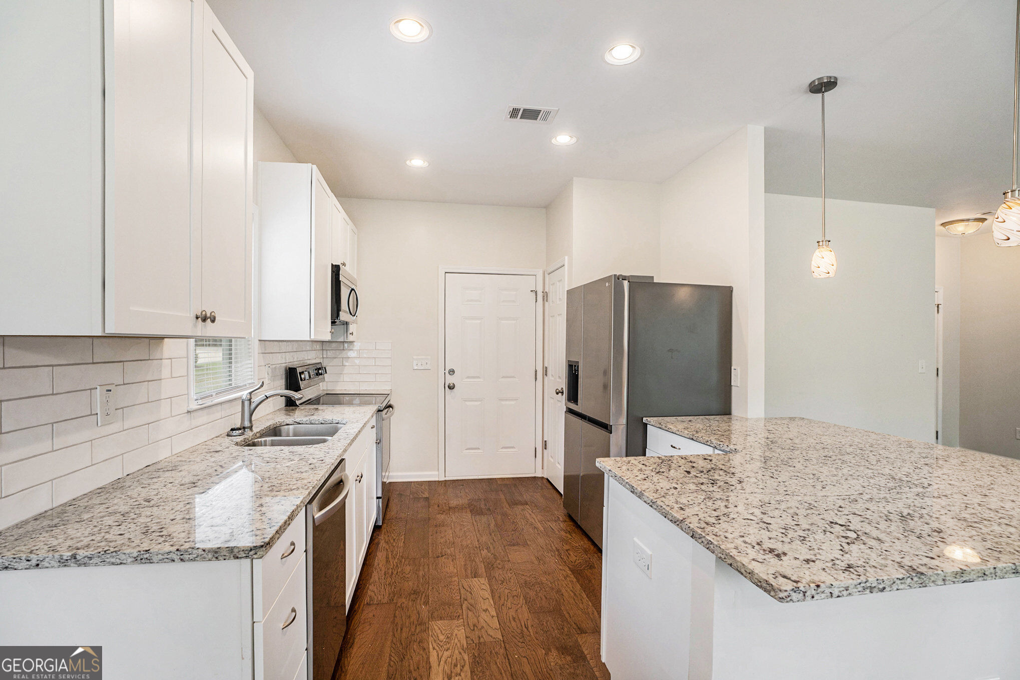 4940 Scott Road Cumming, GA 30041 - Photo 5 of 12 Gallery Image 5