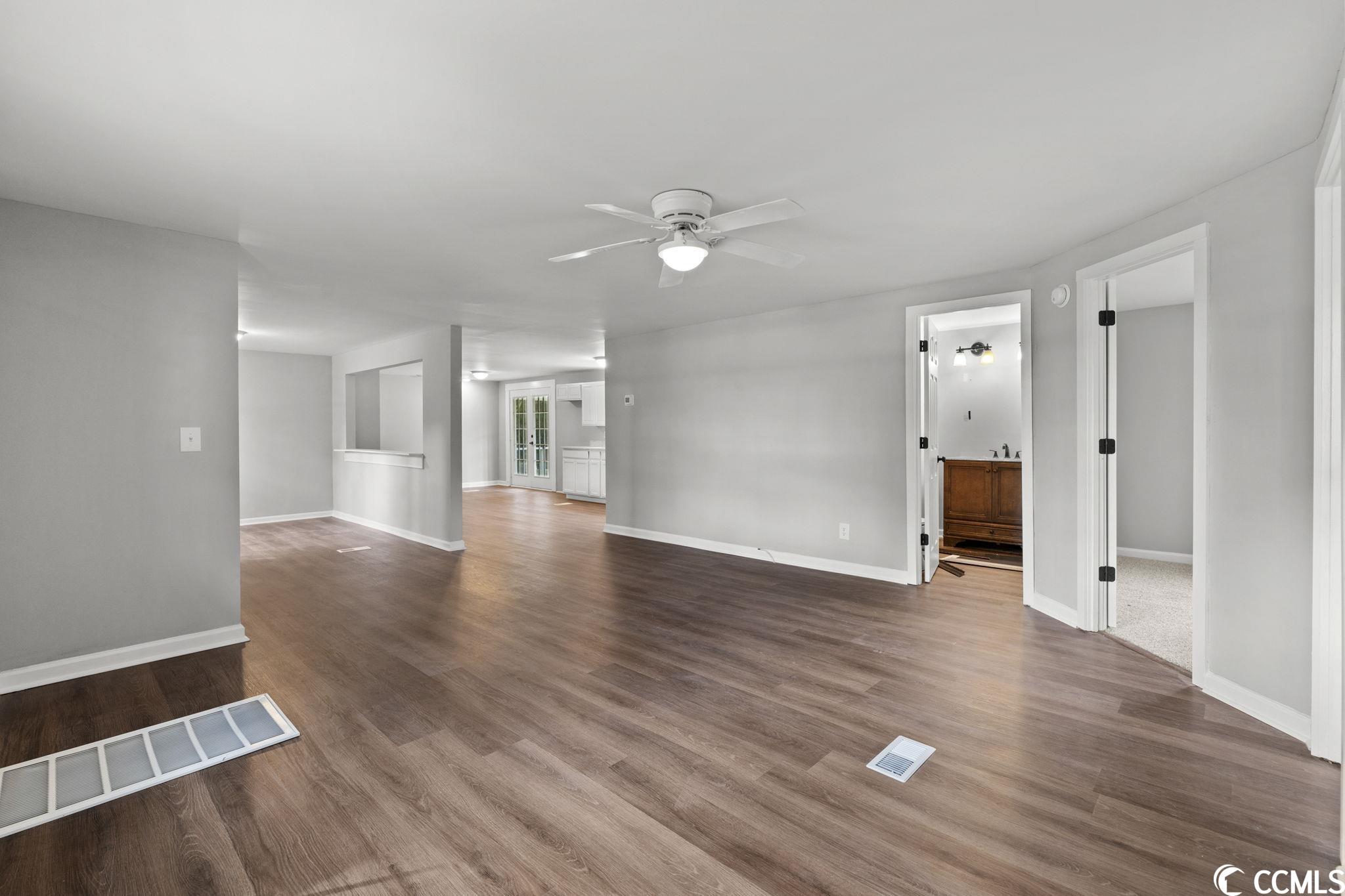 4961 Murray Johnson Road Conway, SC 29526 - Photo 5 of 35 Gallery Image 5