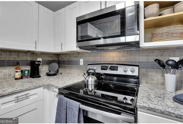 $3,200 | 3162 Oakdale Road, Hapeville, GA 30354