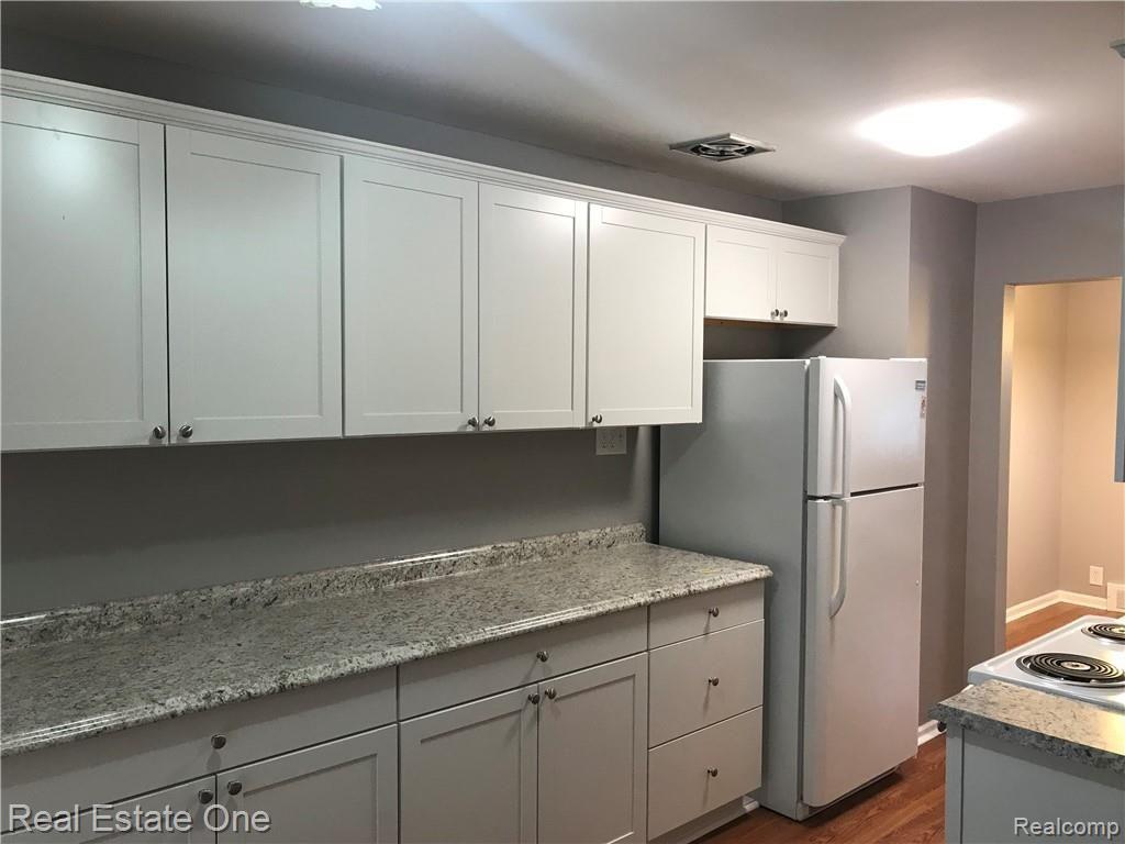 8401 18 18 Mile Road, Unit 3 Sterling Heights, MI 48313 - Photo 9 of 16